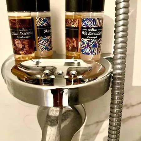 Demetra 1 Bdr Down Town Lejlighed