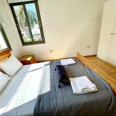 Demetra 1 Bdr Down Town Lejlighed *